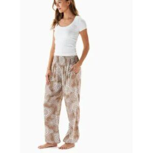 NWT Lotus and Luna Harem Pants with Pockets – Caramel